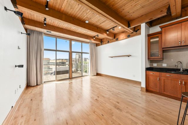 130 S Water STREET #404, Milwaukee, WI 53204