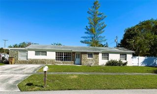 320 NW 4th Avenue 3, Deerfield Beach, FL 33441