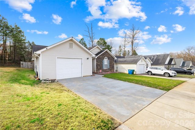 3720 Maggie Laney Drive, Charlotte, NC 28216