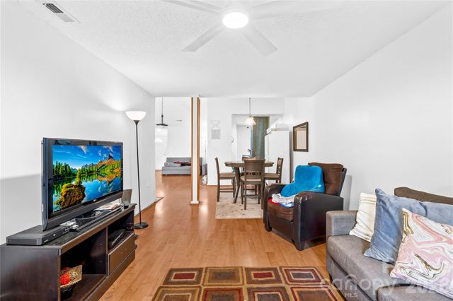 3720 Maggie Laney Drive, Charlotte, NC 28216