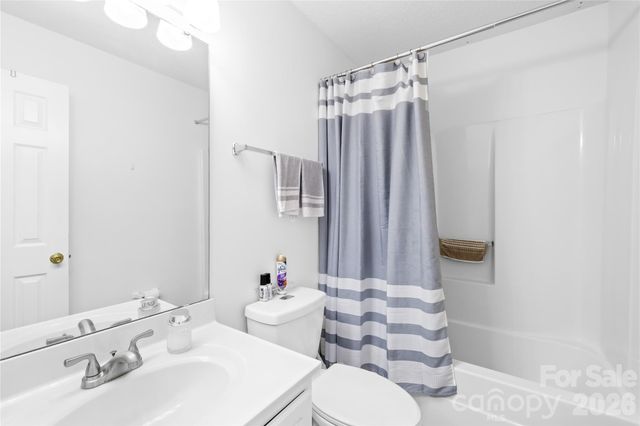 3720 Maggie Laney Drive, Charlotte, NC 28216