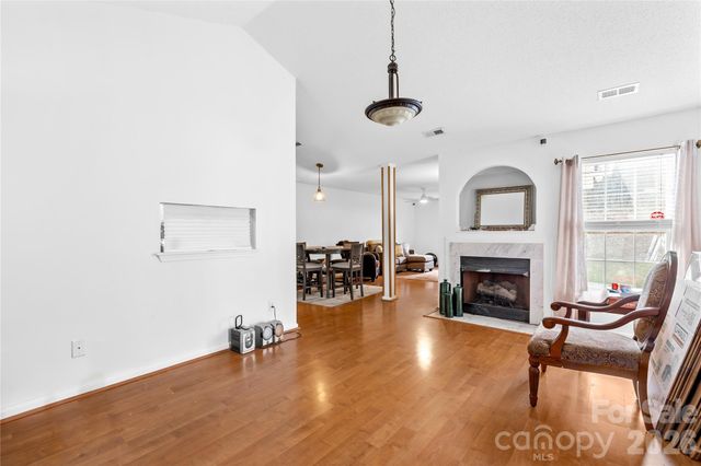 3720 Maggie Laney Drive, Charlotte, NC 28216