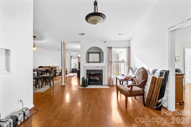 3720 Maggie Laney Drive, Charlotte, NC 28216