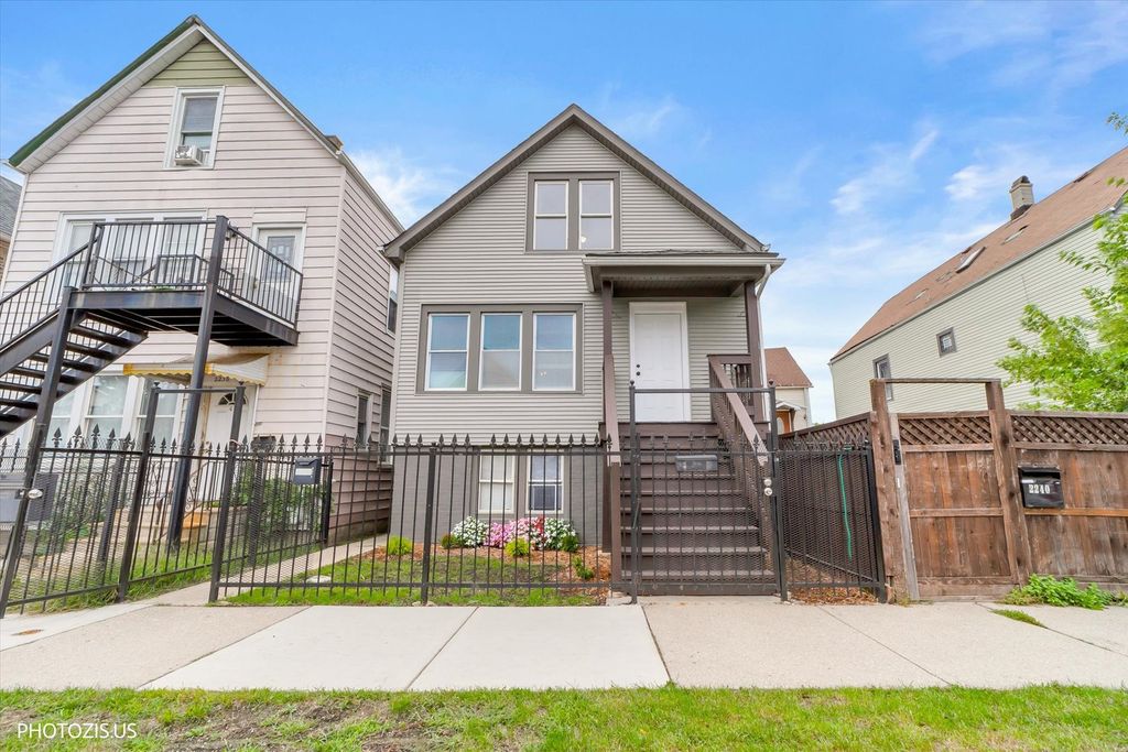 2238 N Lorel Avenue, Chicago, IL 60639 — photo 2