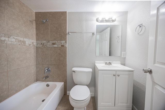 349 N 11th Street 210, Phoenix, AZ 85006