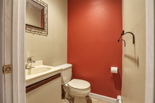 127 Kilsyth Rd 3, Boston, MA 02135