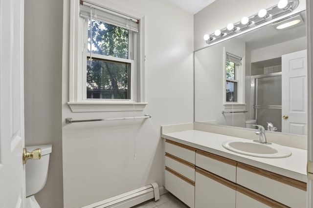 127 Kilsyth Rd 3, Boston, MA 02135