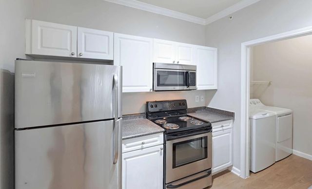 10505 S I-35 Frontage Road 1933, Austin, TX 78747