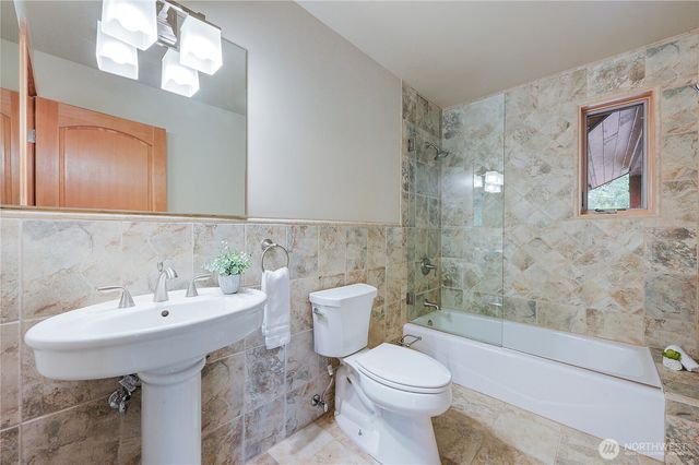 3405 Jackman Street, Port Townsend, WA 98368