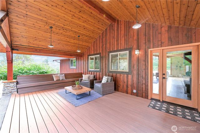 3405 Jackman Street, Port Townsend, WA 98368