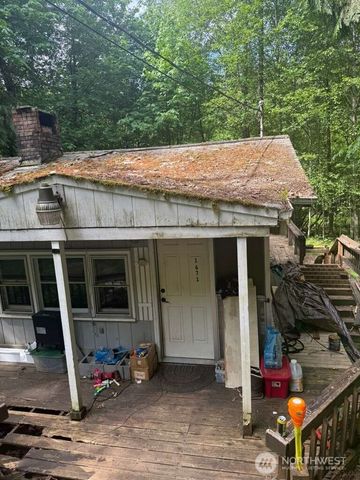 1671 NE Mission Creek Road, Belfair, WA 98528