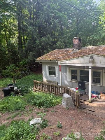 1671 NE Mission Creek Road, Belfair, WA 98528