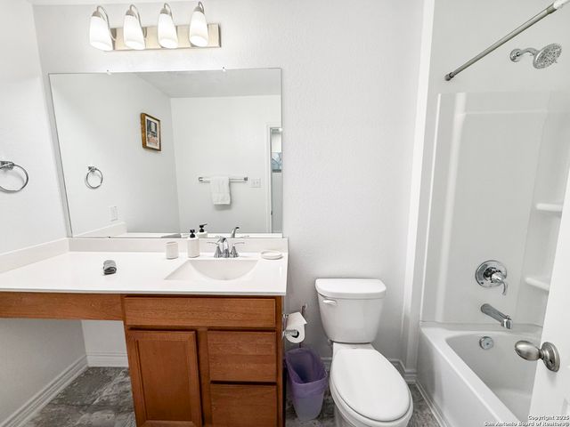 3363 Old Almonte, San Antonio, TX 78224