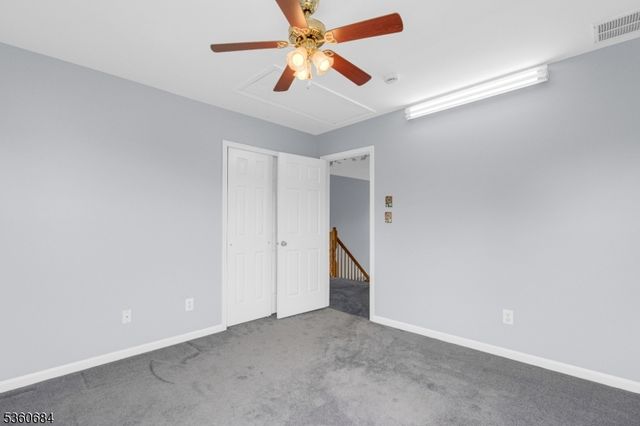 6 Garretson Dr, Franklin Twp., NJ 08823