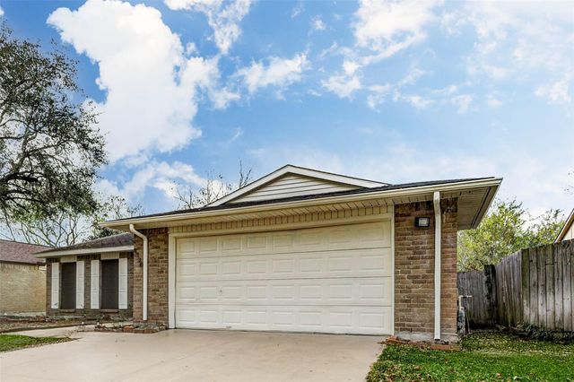 6730 Pickett Drive, Richmond, TX 77469