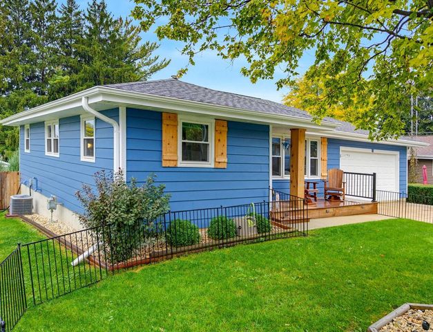 1520 Prospect STREET, Watertown, WI 53098