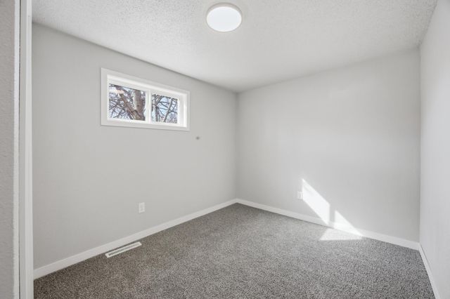 1108 18th Street N, Fargo, ND 58102