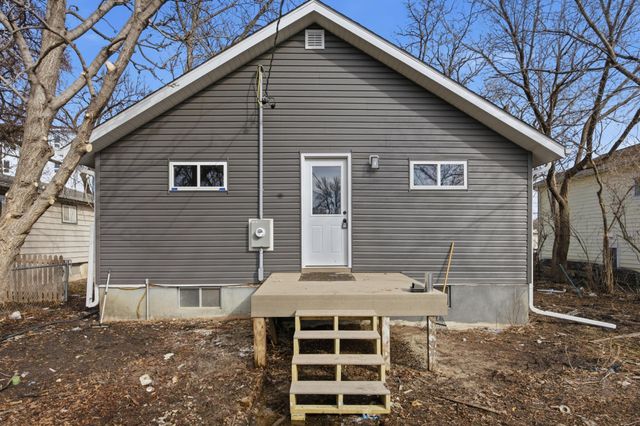 1108 18th Street N, Fargo, ND 58102