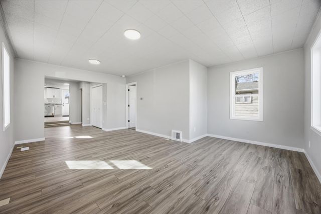 1108 18th Street N, Fargo, ND 58102