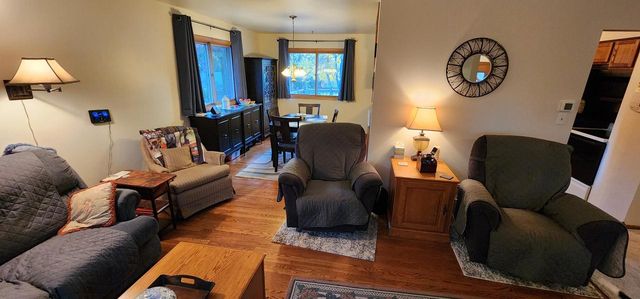 W277 Madison AVENUE, Oconomowoc, WI 53066