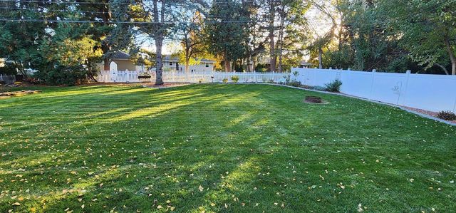 W277 Madison AVENUE, Oconomowoc, WI 53066