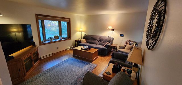 W277 Madison AVENUE, Oconomowoc, WI 53066