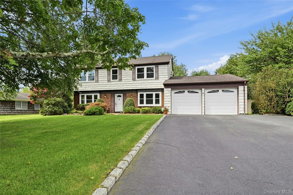 20 Hastings Drive, Stony Brook, NY 11790 — exterior