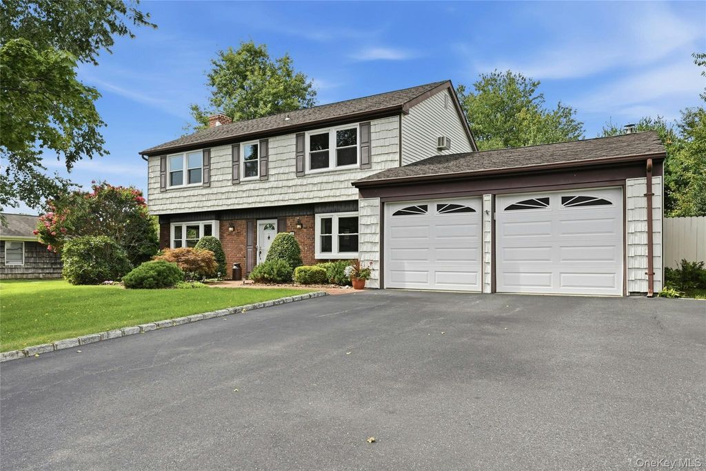 20 Hastings Drive, Stony Brook, NY 11790 — photo 2
