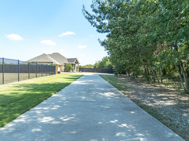 2330 Bois D Arc Lane, Midlothian, TX 76065