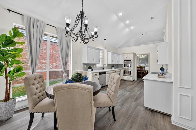 6023 Copperfield Drive, Arlington, TX 76001