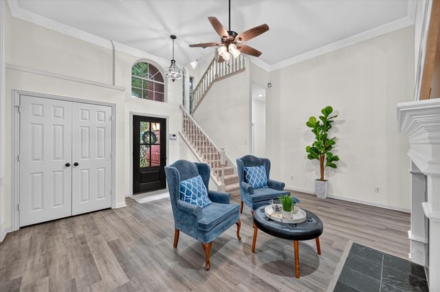 6023 Copperfield Drive, Arlington, TX 76001