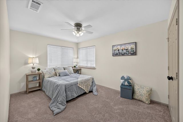 6023 Copperfield Drive, Arlington, TX 76001