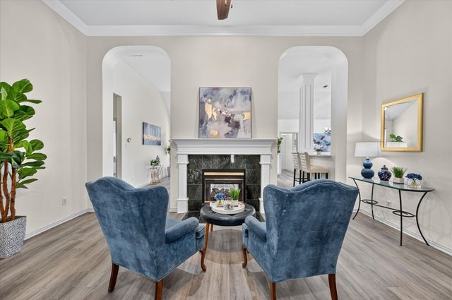 6023 Copperfield Drive, Arlington, TX 76001