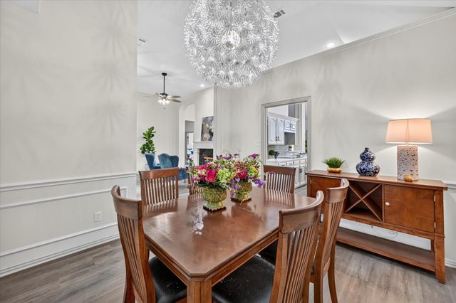 6023 Copperfield Drive, Arlington, TX 76001