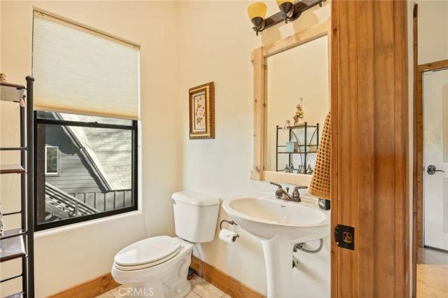 1305 Montreal, Lake Arrowhead, CA 92352