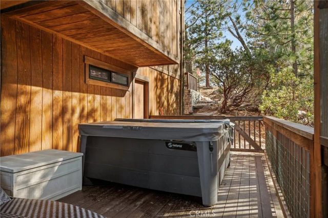 1305 Montreal, Lake Arrowhead, CA 92352