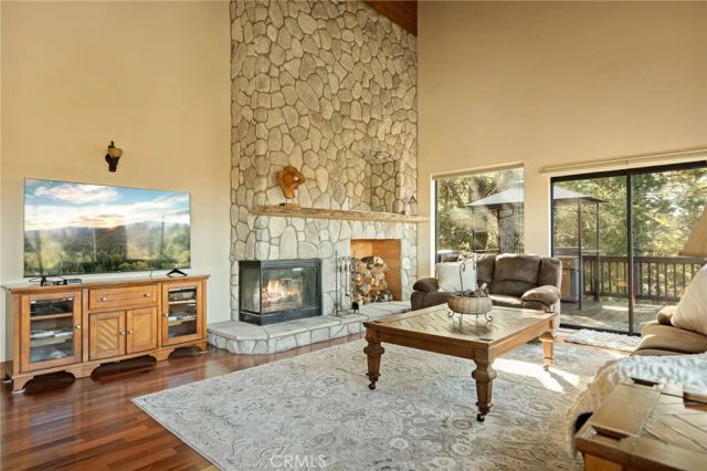 1305 Montreal, Lake Arrowhead, CA 92352