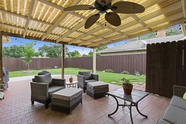 9115 Westglen Drive, Dallas, TX 75228