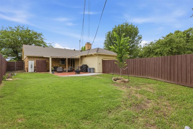 9115 Westglen Drive, Dallas, TX 75228