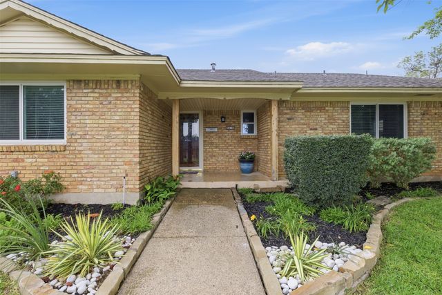 9115 Westglen Drive, Dallas, TX 75228