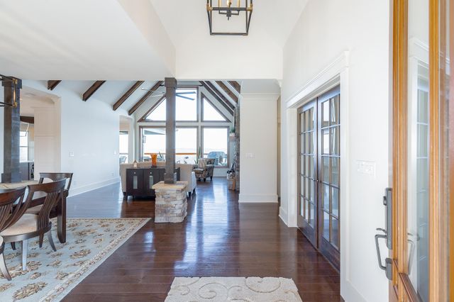 190 Hovering Hawk Drive, Jasper, TN 37347