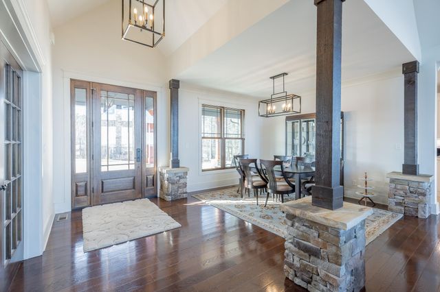 190 Hovering Hawk Drive, Jasper, TN 37347