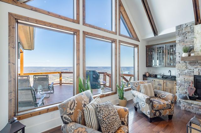 190 Hovering Hawk Drive, Jasper, TN 37347