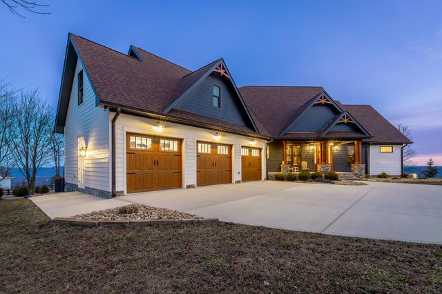 190 Hovering Hawk Drive, Jasper, TN 37347