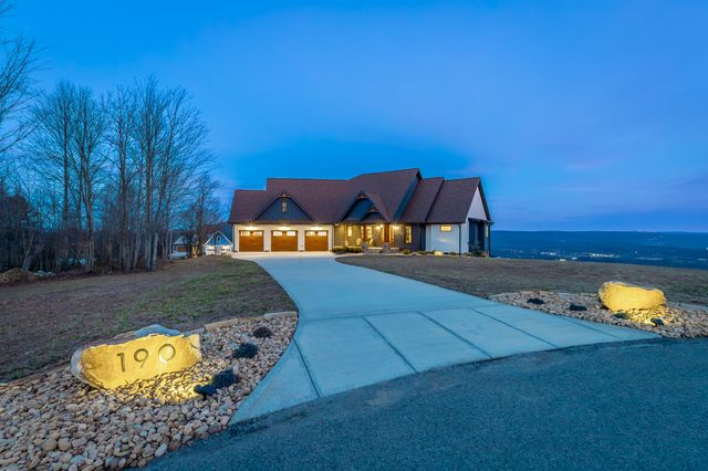 190 Hovering Hawk Drive, Jasper, TN 37347