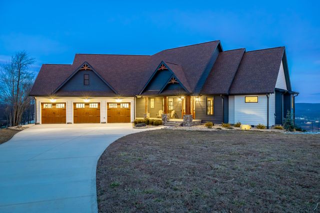 190 Hovering Hawk Drive, Jasper, TN 37347