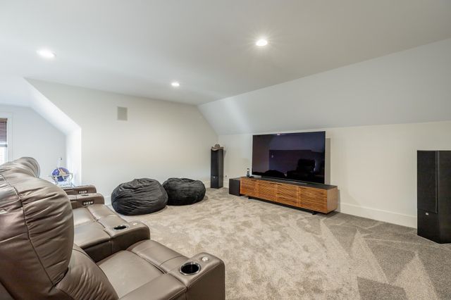 190 Hovering Hawk Drive, Jasper, TN 37347