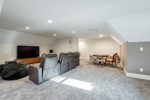 190 Hovering Hawk Drive, Jasper, TN 37347