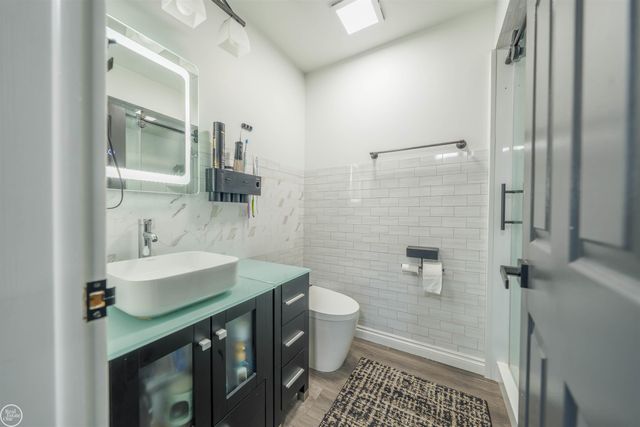 34446 sycamore Drive, Fraser, MI 48026