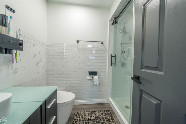 34446 sycamore Drive, Fraser, MI 48026